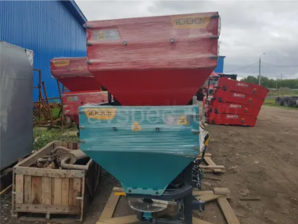 Разбрасыватель минеральных удобрений 1000 литров усиленный